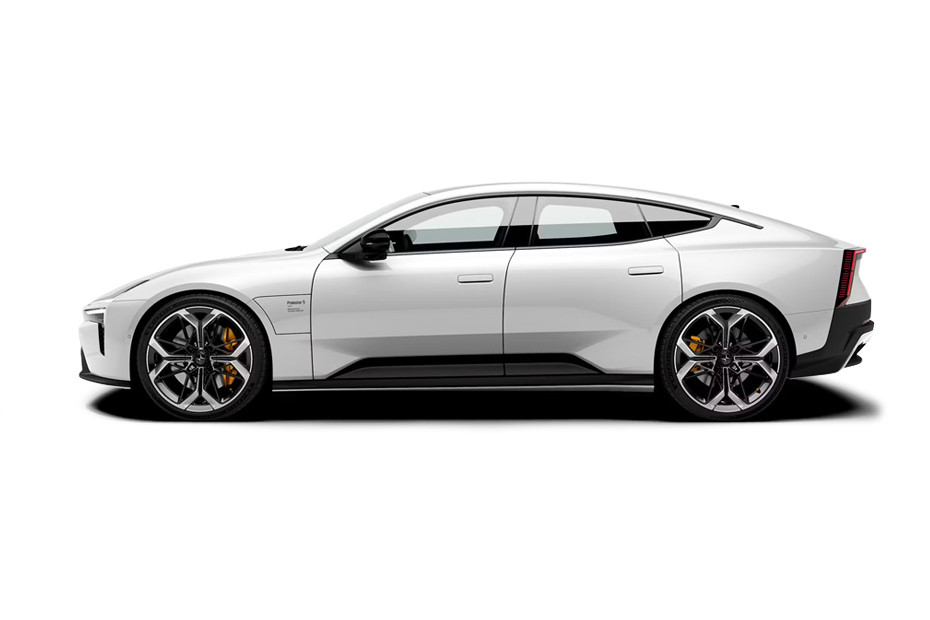Polestar 5 Snow