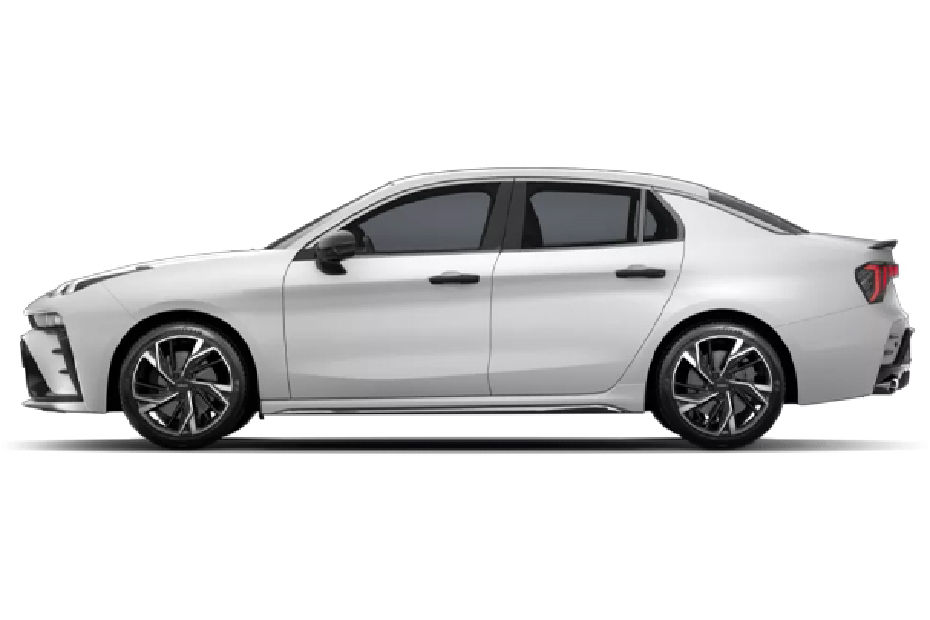LYNK&CO 03 White