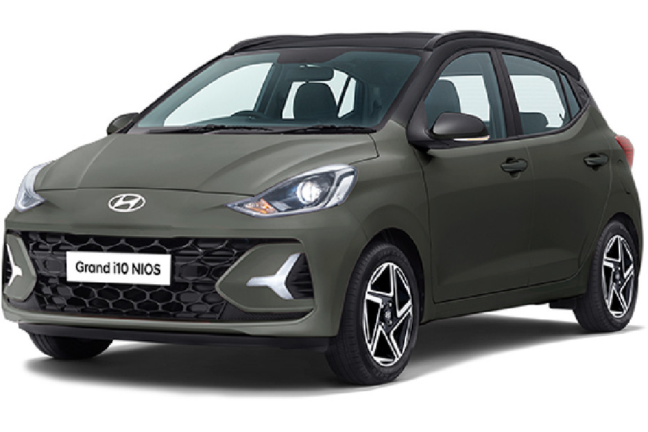 Hyundai Grand i10 Spark Green With Abyss Black Roof