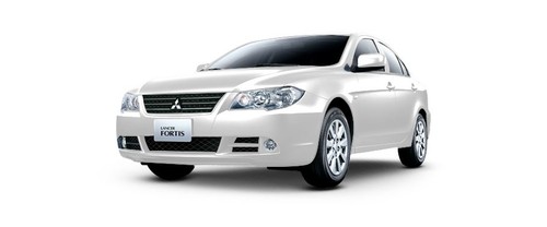 Mitsubishi Lancer Fortis White Solid