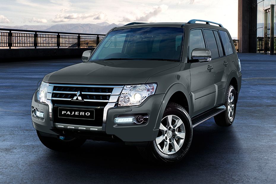 Mitsubishi Pajero Gray Metallic