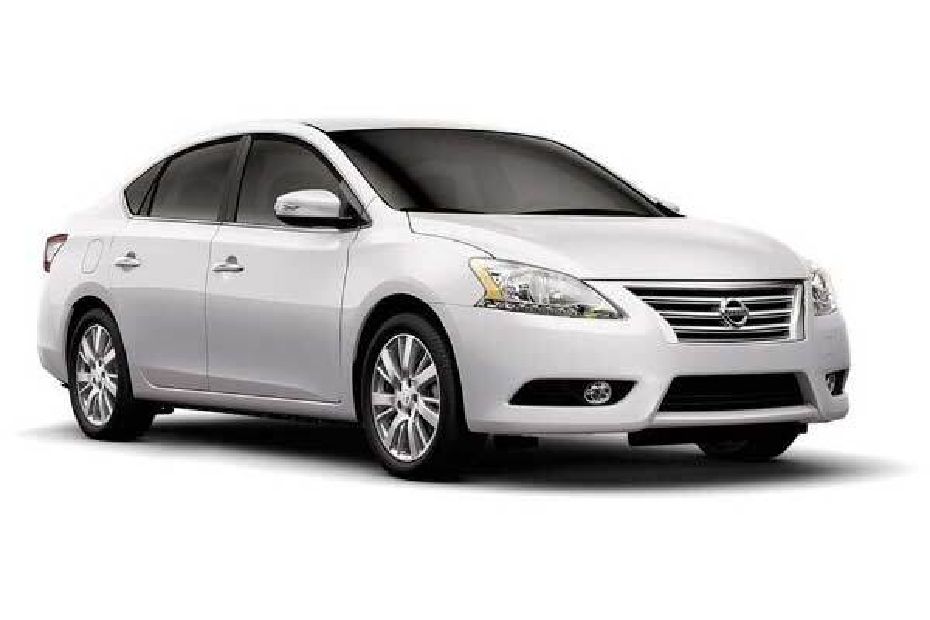 Nissan Sentra (2022-2023) Pearl White