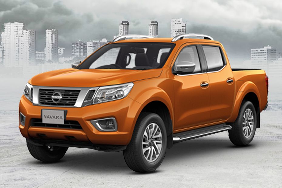 Nissan Navara Pickup Orange