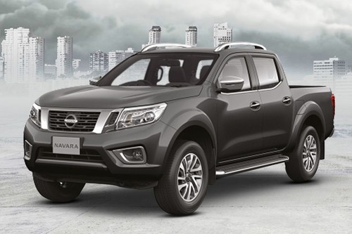 Nissan Navara Pickup Gray