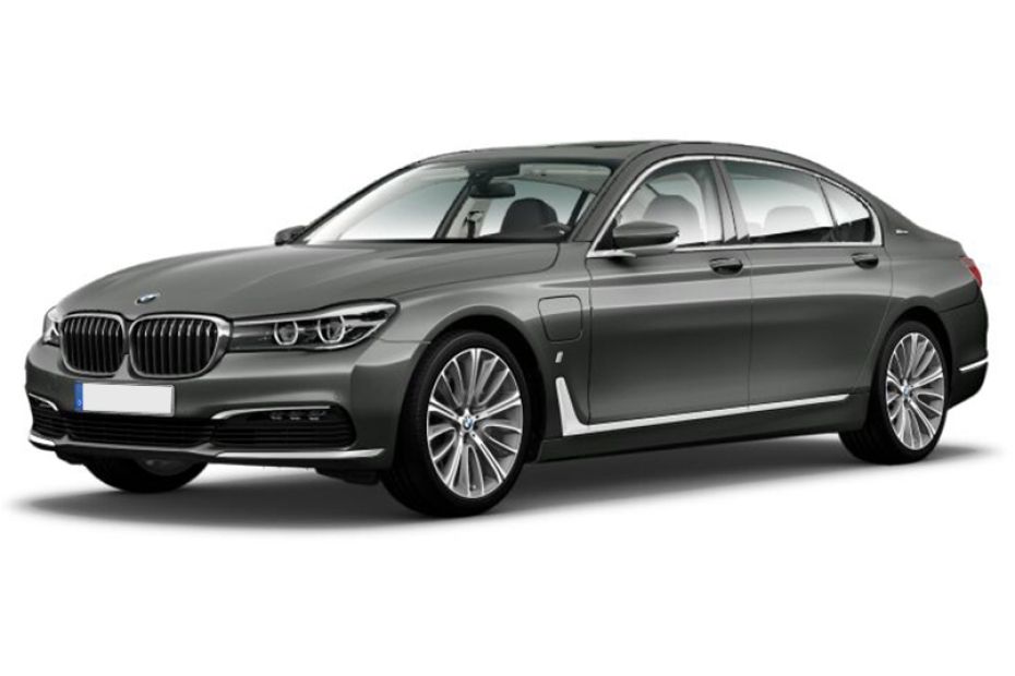 BMW 7 Series Sedan Magnetic Grey