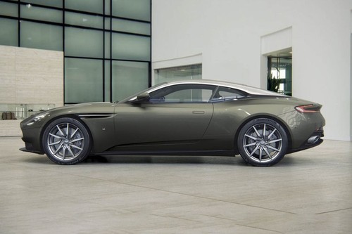 DB11 Side view