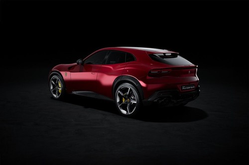 Rear Cross Side View of Ferrari Purosangue
