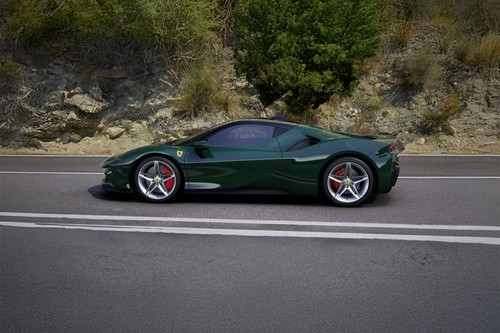 SF90 Stradale Side view