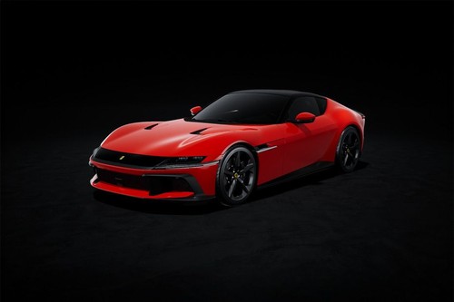 12Cilindri Front angle low view