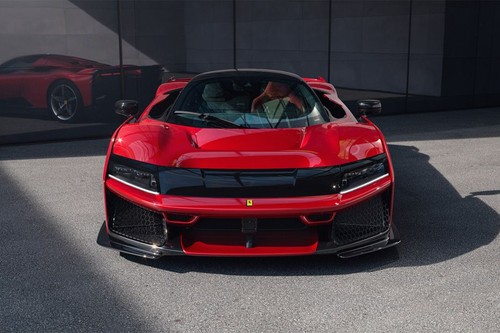 Full Front View of F80