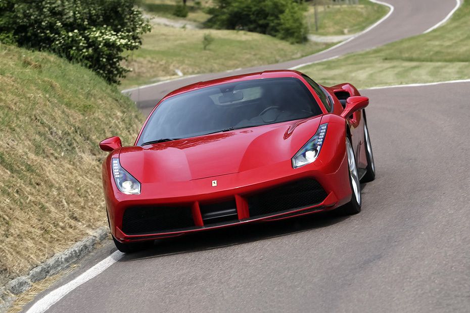 488 GTB Tilted Front View