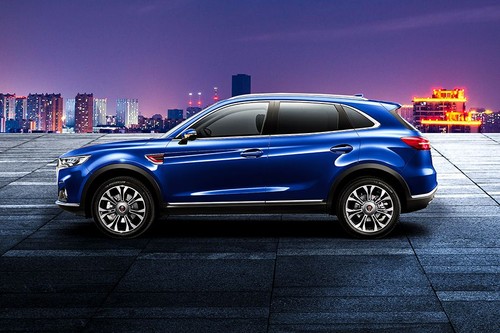 HS5 (2022-2024) Side view