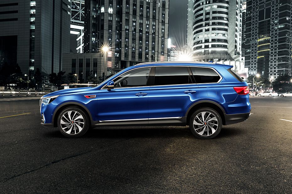 HS7 (2023-2024) Side view