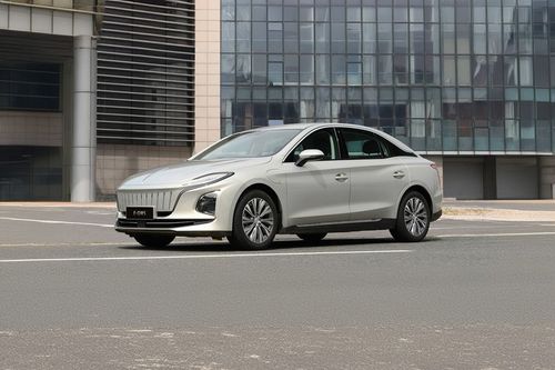 Hongqi E-QM5