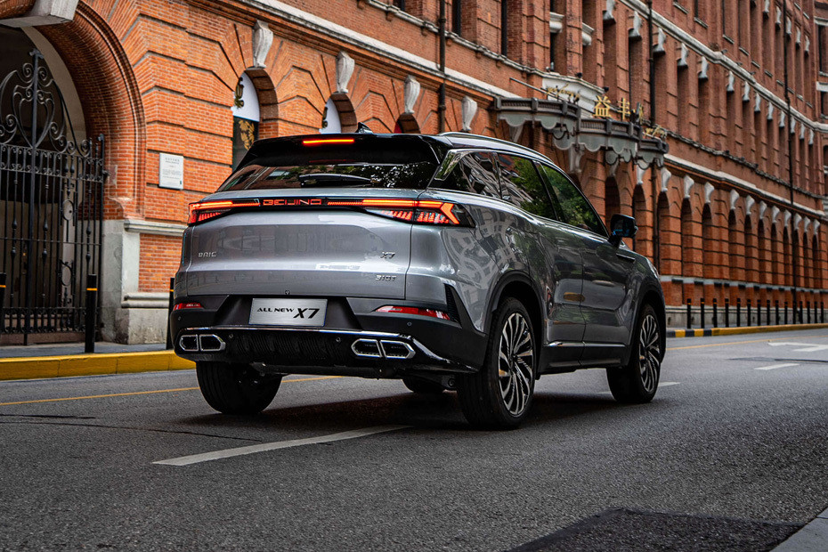 X7 Rear angle view