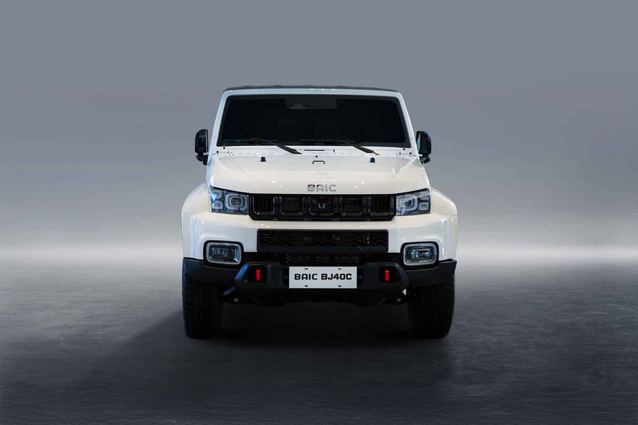 Full Front View of BJ40-C