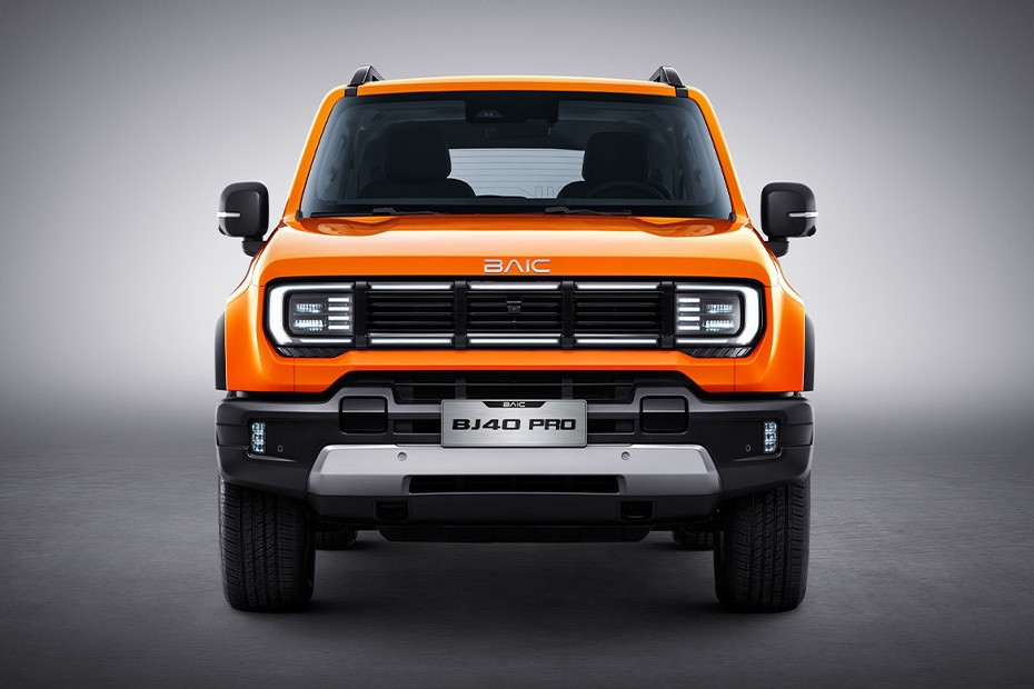 Full Front View of BJ40 Pro