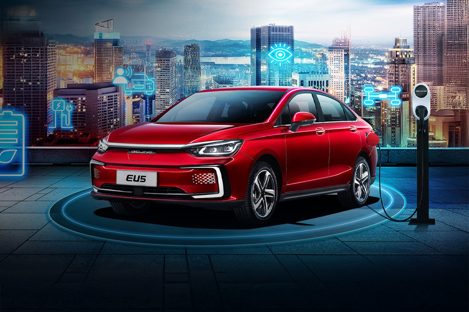 EU5 Front angle low view