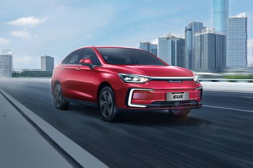 BAIC EU5 Front Medium View