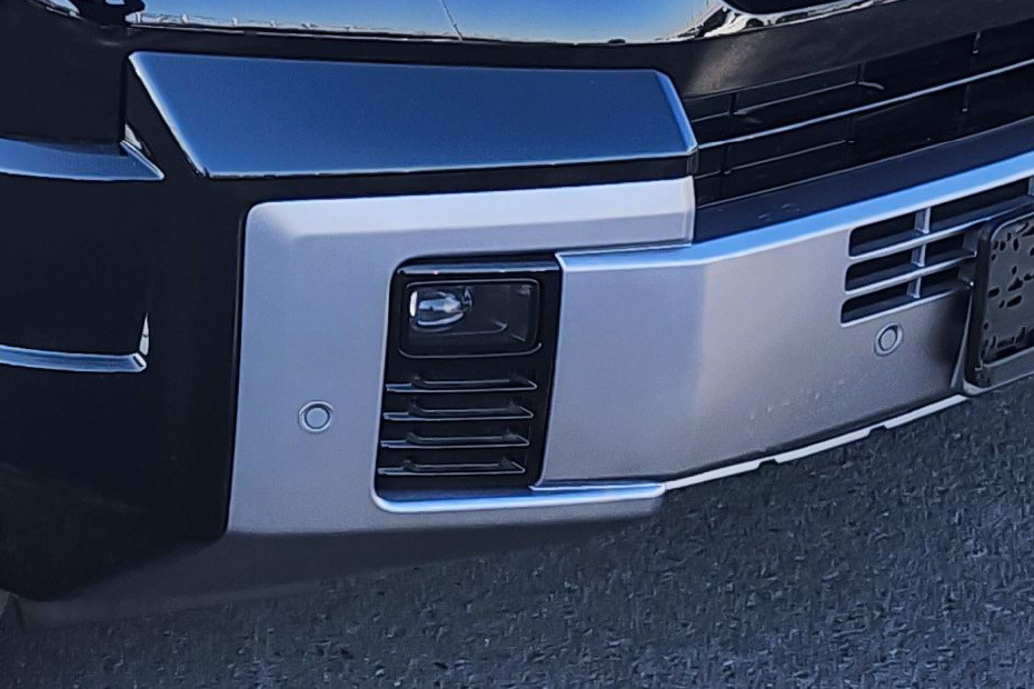 Leopard 8 Front Fog Lamp