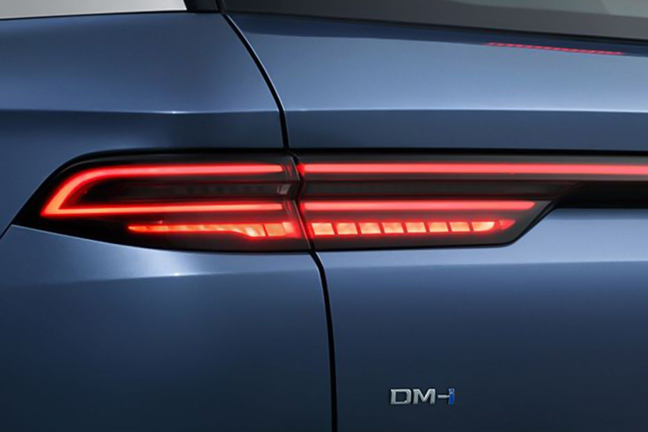 Sealion 5 Tail light