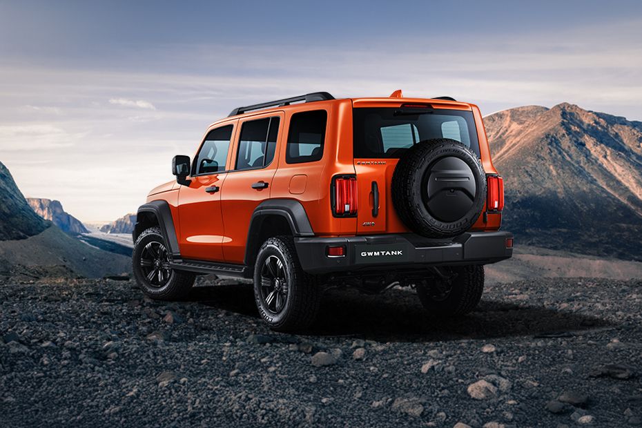 Rear Cross Side View of Tank 300