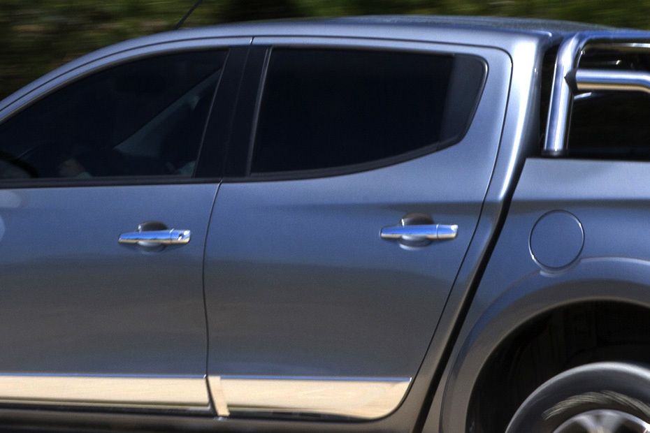 Fullback Door handle