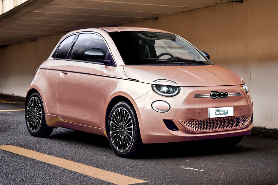 Fiat 500E Front Medium View