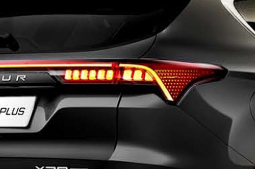 X70 Plus Tail light