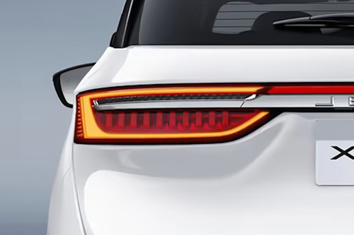 X90 Plus Tail light