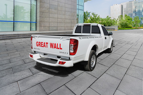 Wingle 5 Rear angle view