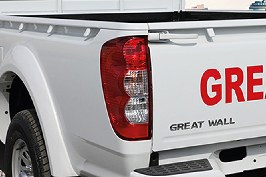Wingle 5 Tail light