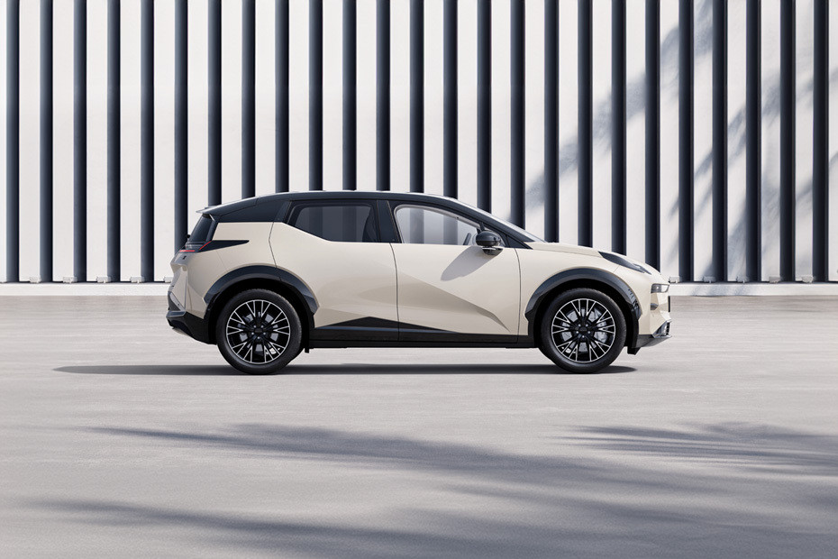 X Medium Angle Front View