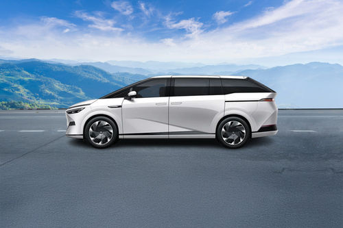 X9 Side view