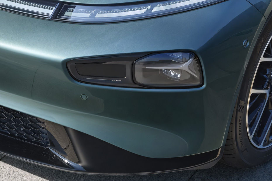 P7 Front Fog Lamp
