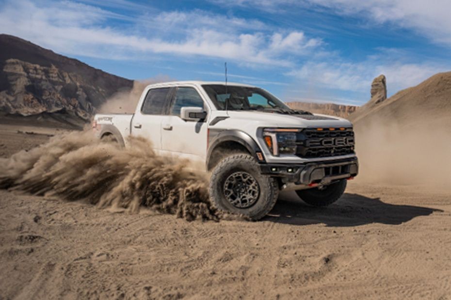 Ford F-150 Raptor  Front Cross Side View