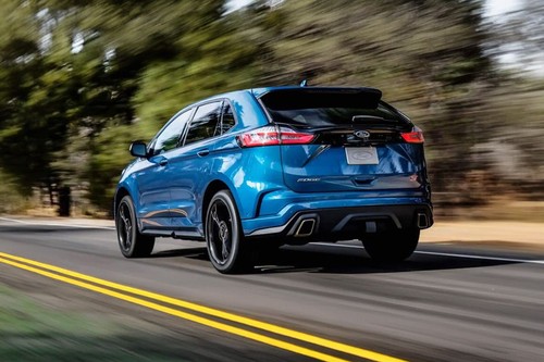 Rear Medium View of Ford Edge ST (2022-2023)