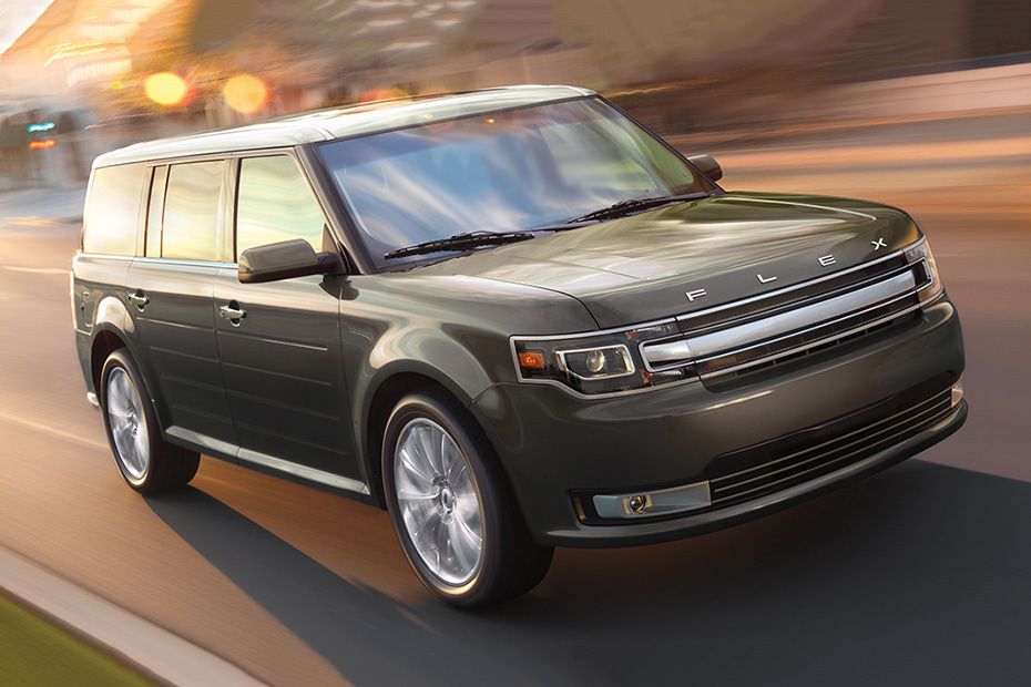 Ford Flex Front Cross Side View