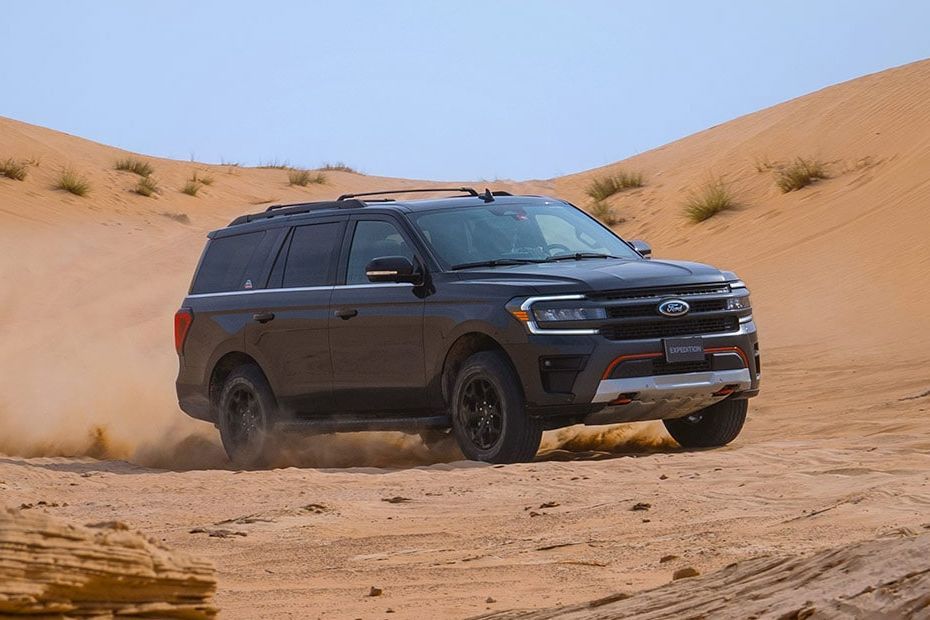 Expedition (2022-2024) Front deep low Angle View