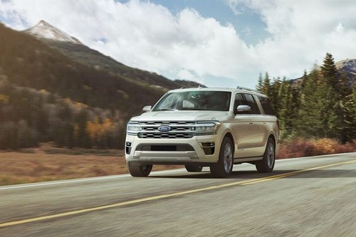 Ford Expedition (2022-2024) Front Side View