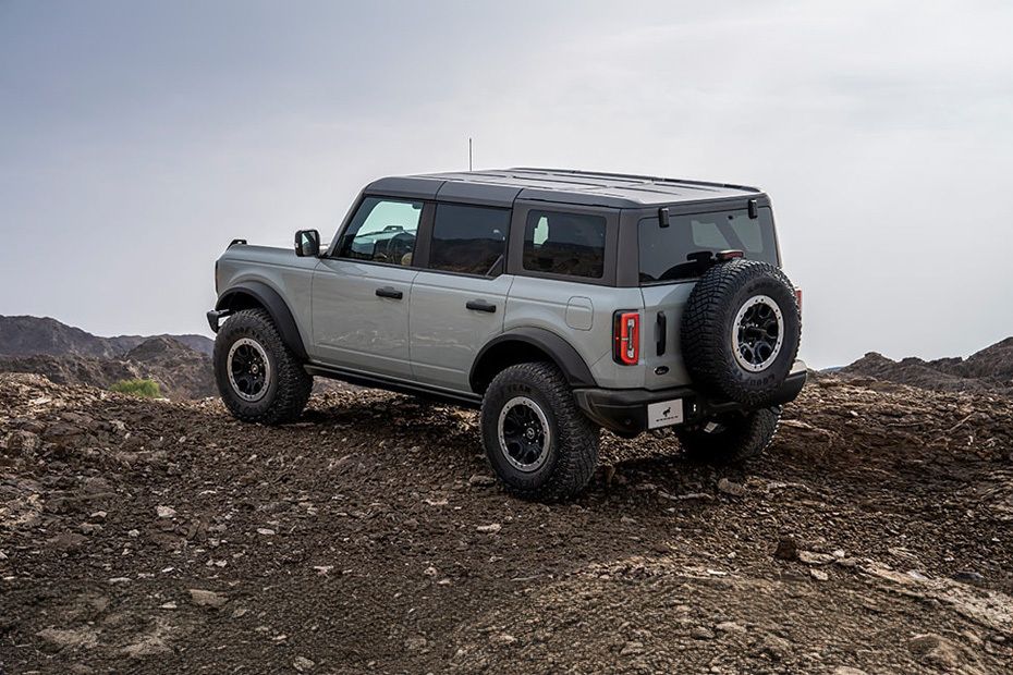 Bronco (2023-2024) Rear angle view