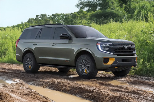 Ford Expedition Front Medium View