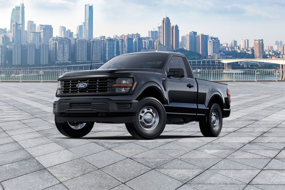 F-150 (2026) Front angle low view
