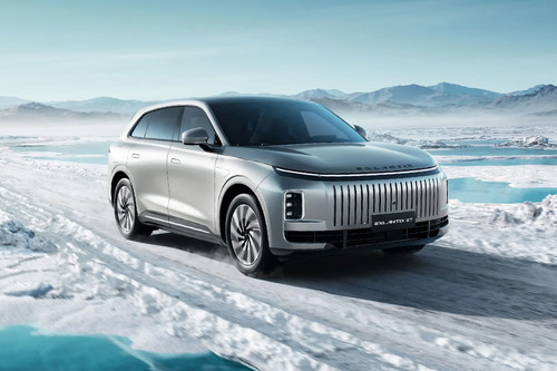 EXEED ET Front Medium View