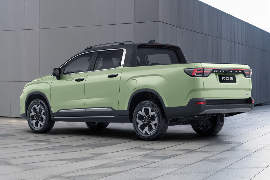 Rear Cross Side View of RIDDARA Rd6