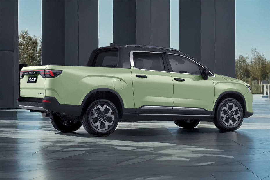 Rd6 Rear Medium Side View