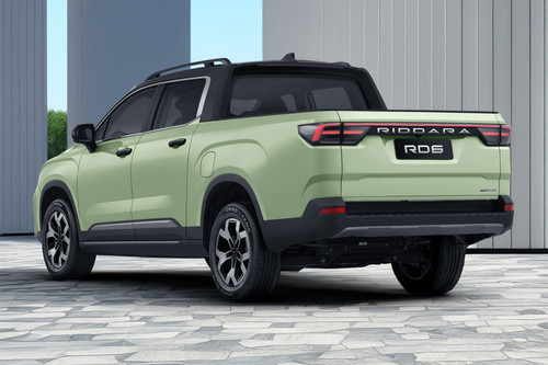 Rear Medium View of RIDDARA Rd6