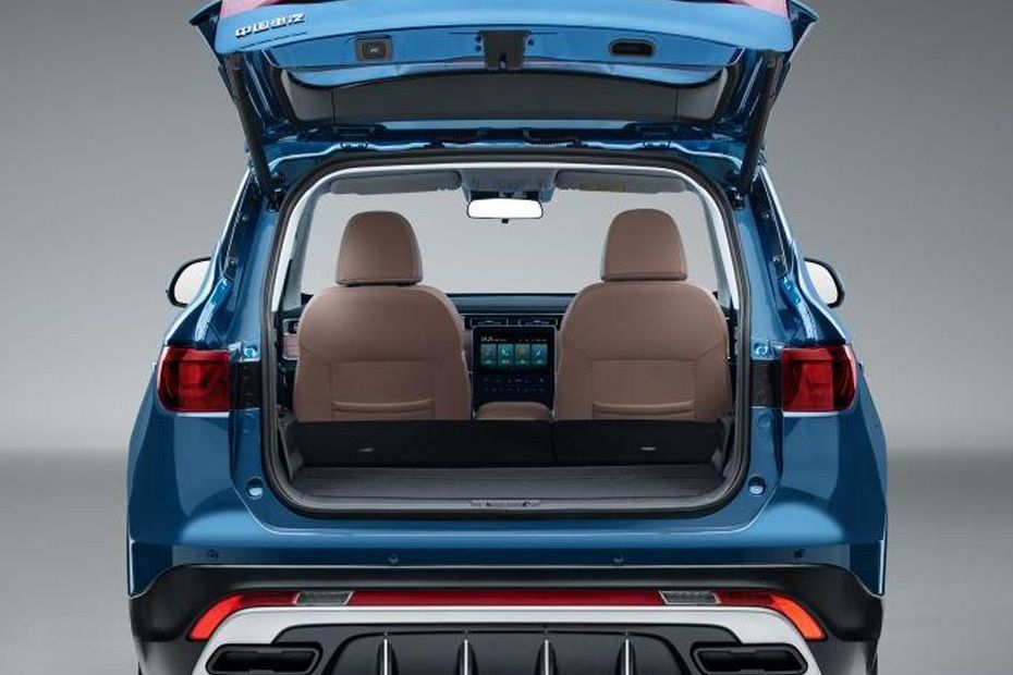Trunk Open Closer View of U75 Plus