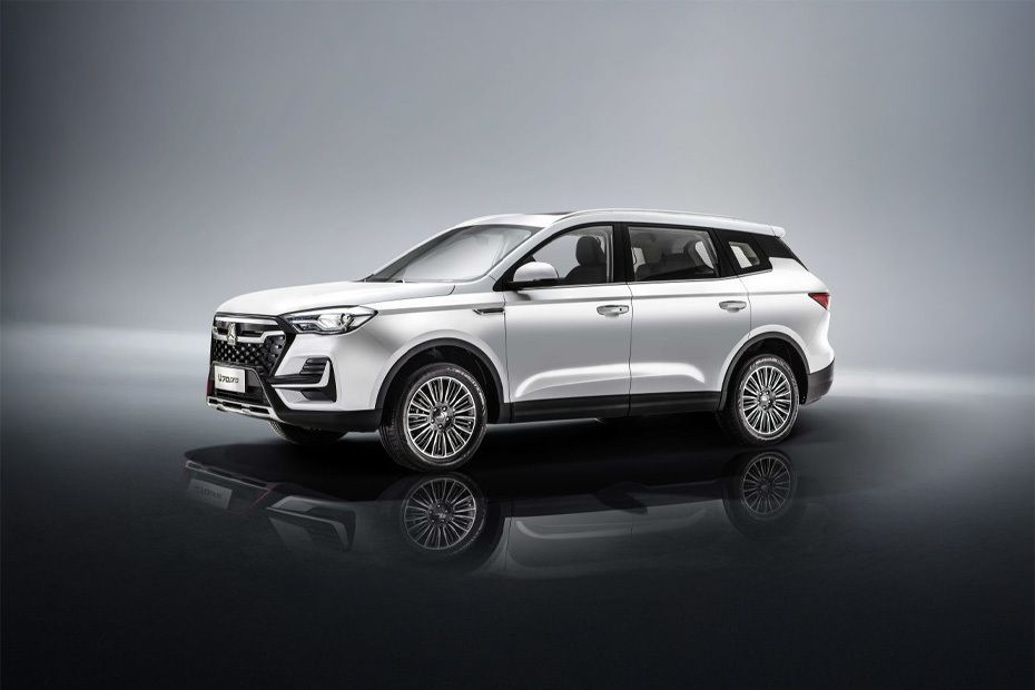 U70 PRO Front angle low view