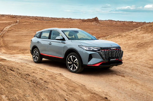 DONGFENG AX7 Front Cross Side View